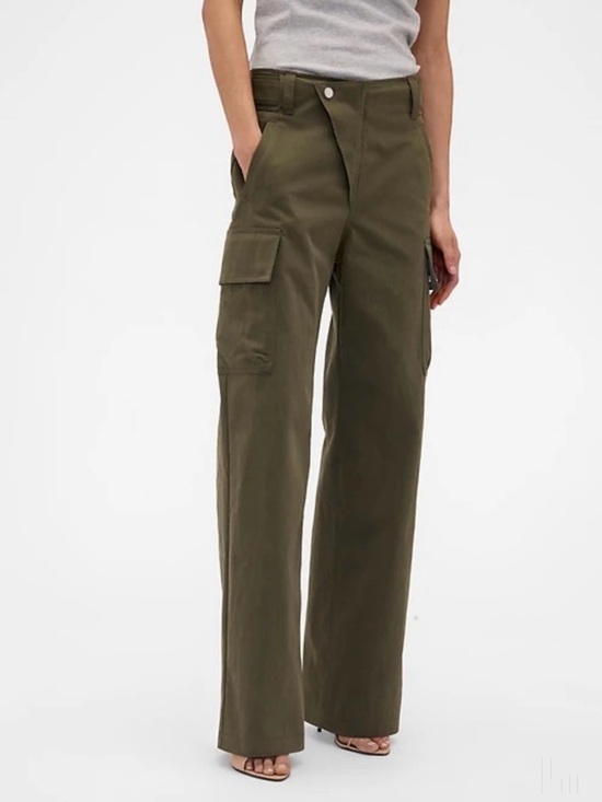 GAP x Victoria Beckham Pants - 🔥 NWT GAP x Victoria Beckham High Rise Cargo Pants - size 8